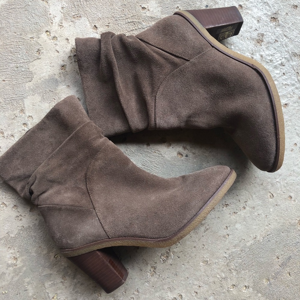 Vince Camuto Parka Slouch Bootie Taupe Size 9